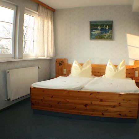 Landgasthof Zur Krummen Linde Hotel Stolpe  Екстериор снимка